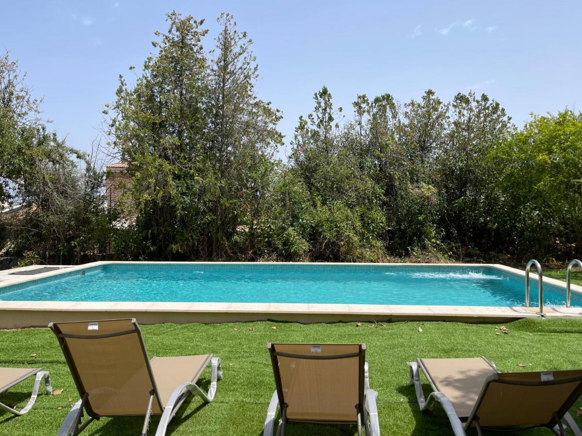 Tramuntana With Swimming Pool, Canonge Vakantiehuis *